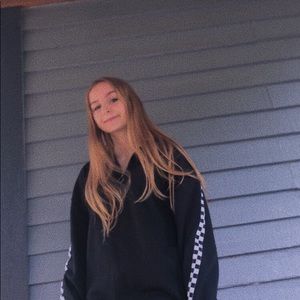 Meet your Posher, Julienne